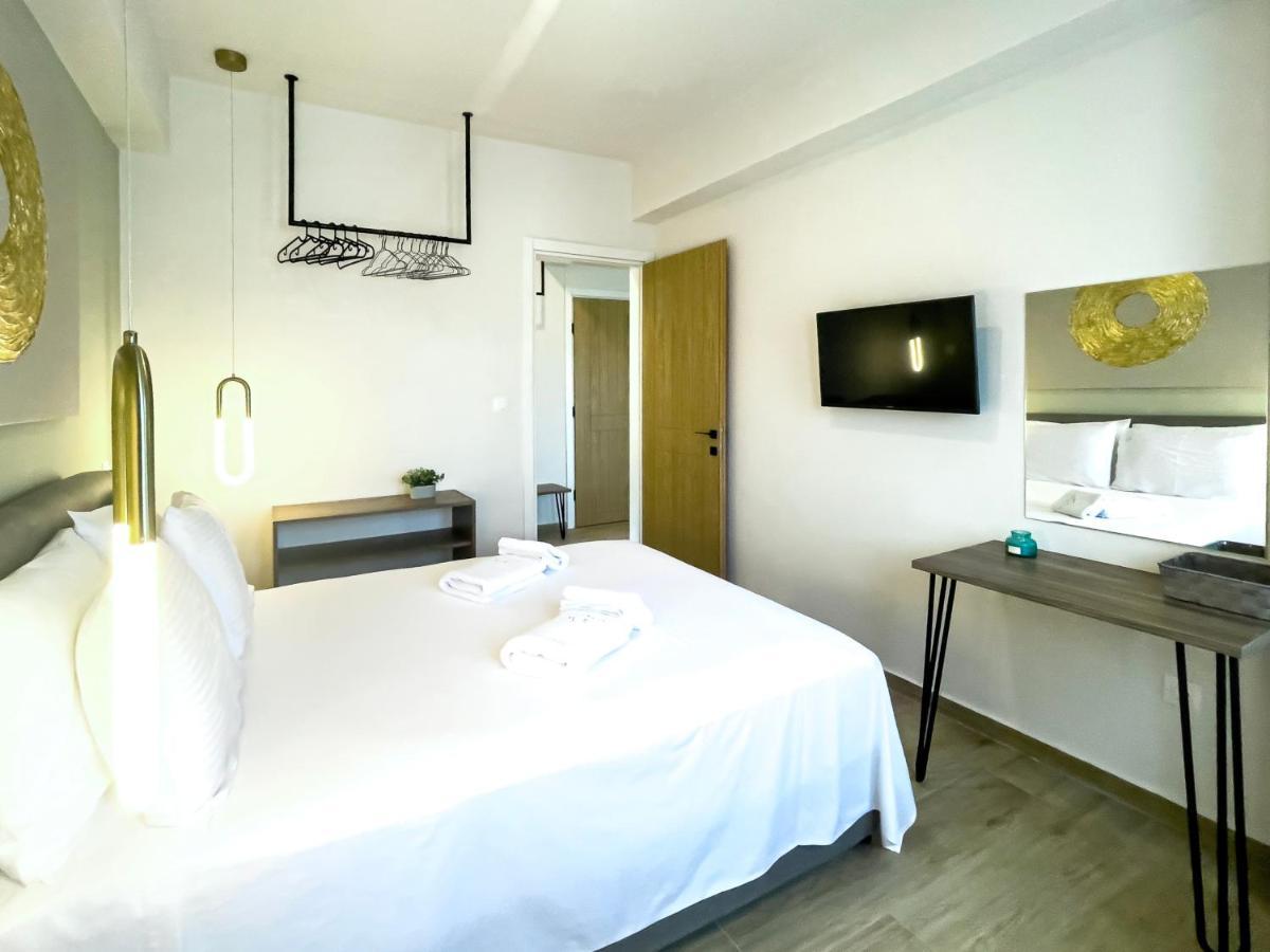 Athonite All Seasons Luxury Suites Ierissós Ngoại thất bức ảnh