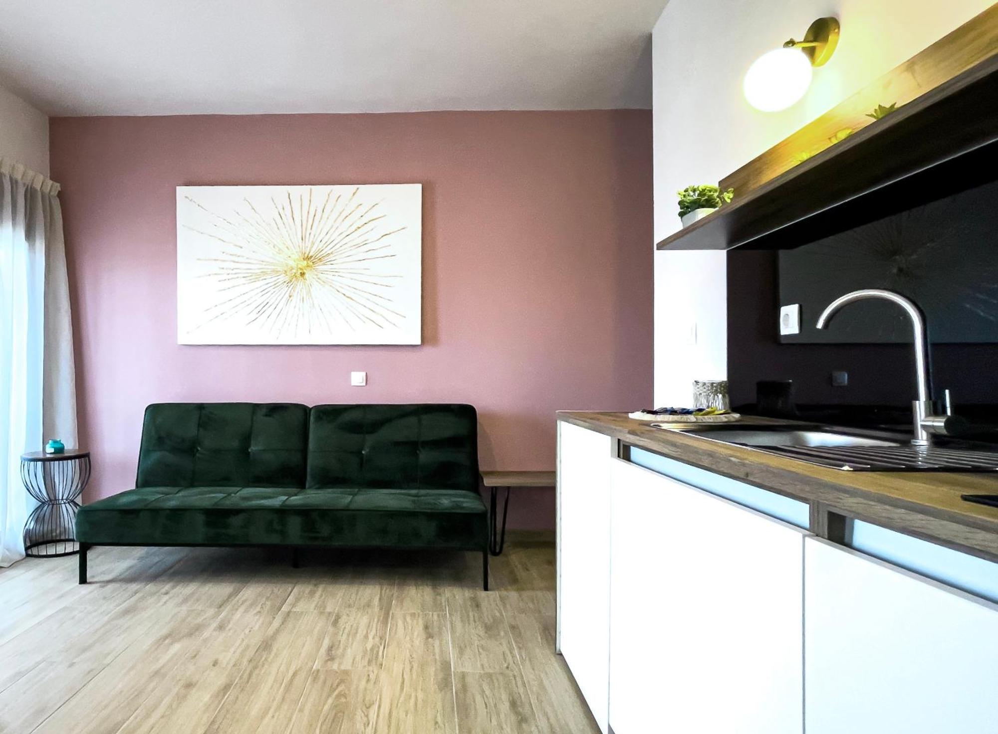Athonite All Seasons Luxury Suites Ierissós Ngoại thất bức ảnh