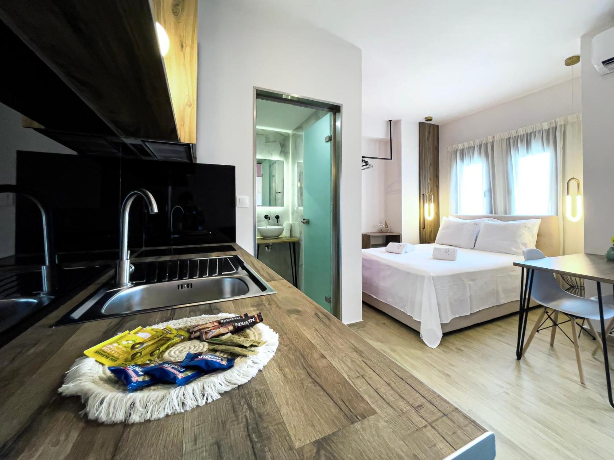 Athonite All Seasons Luxury Suites Ierissós Ngoại thất bức ảnh