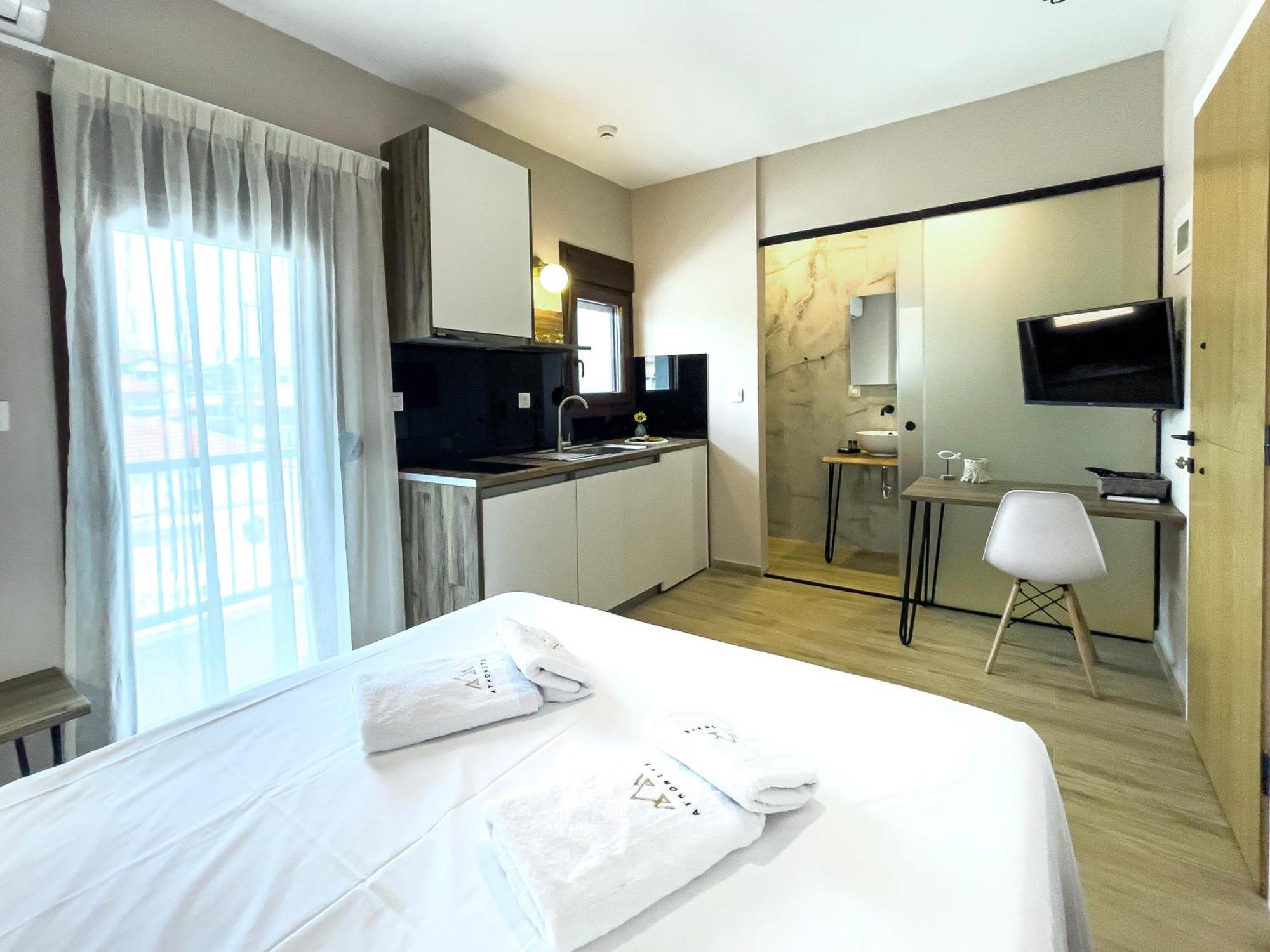 Athonite All Seasons Luxury Suites Ierissós Ngoại thất bức ảnh