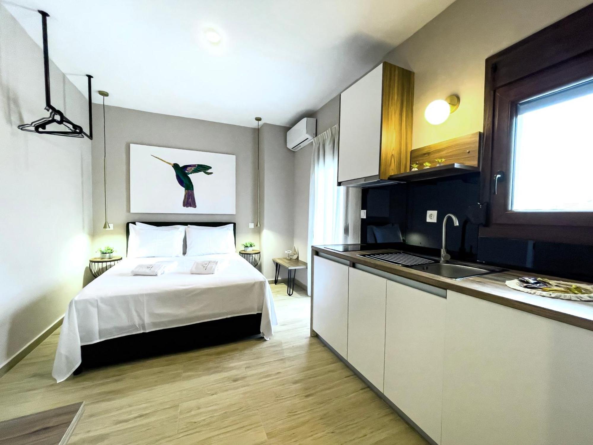 Athonite All Seasons Luxury Suites Ierissós Ngoại thất bức ảnh